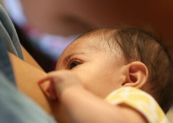 Amamentação pode reduzir o risco de câncer de mama