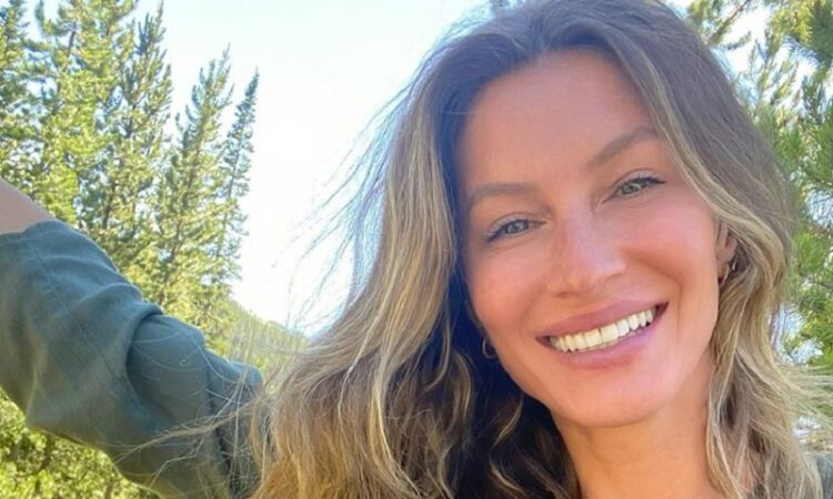 Gisele Bündchen apoia-se nas irmãs com o casamento em problemas, ela está “passando por muita coisa agora” Gisele Bündchen apoia-se nas irmãs com o casamento em problemas, ela está “passando por muita coisa agora”