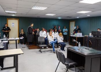 Flordelis é condenada a 50 anos de prisão por assassinato do marido