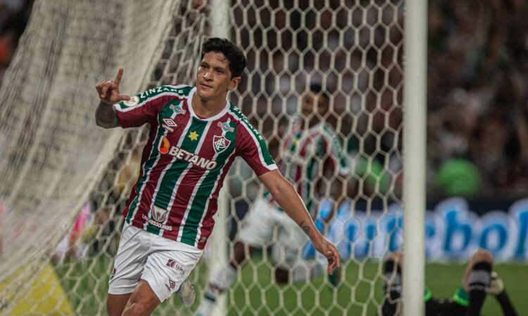 Cano vence duelo de artilheiros com Pedro Raul Cano vence duelo de artilheiros com Pedro Raul