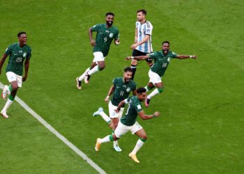 Arábia Saudita bate Argentina de Messi em 1ª zebra da Copa do Catar