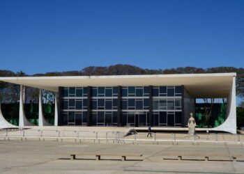 STF arquiva pedido para investigar Bolsonaro por suposta interferência