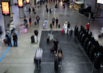Greve da aviação deixa 113 voos atrasados nos aeroportos de São Paulo 