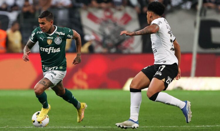 Corinthians e Palmeiras jogam mirando liderança da 1ª fase do Paulista Corinthians e Palmeiras jogam mirando liderança da 1ª fase do Paulista