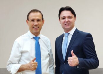 Carlos Wizard compra a rede de ensino Enjoy e atuará junto de Denis Sá