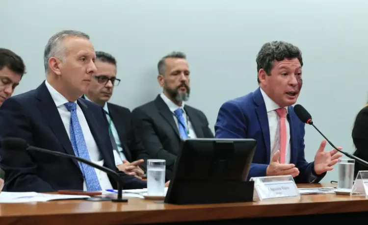 Reforma tributária deve favorecer nova industrialização