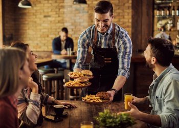 Dia dos Pais: faturamento de bares e restaurantes pode aumentar até 20%
