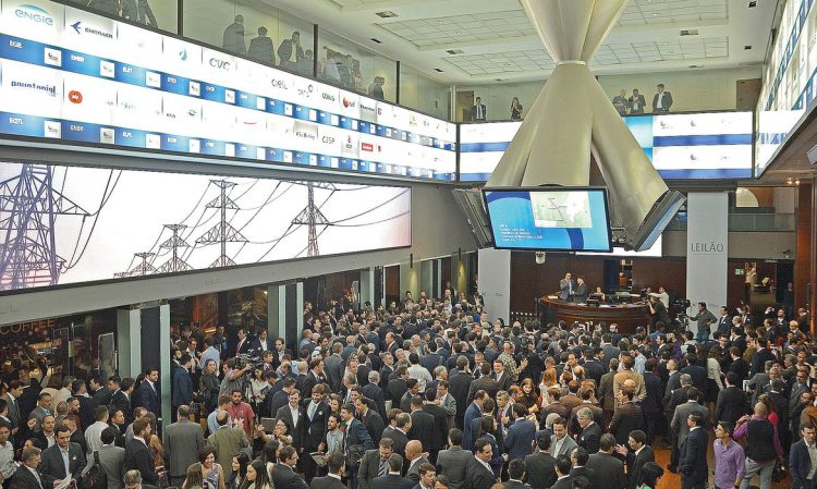 Ibovespa ultrapassa 134 mil pontos