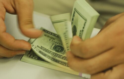 Preço do dólar caiu a R$ 5,63 Preço do dólar caiu a R$ 5,63