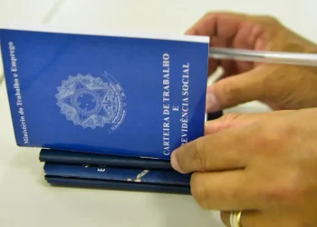 Recorde: quase 60 mil jovens aprendizes contratados no primeiro semestre de 2024