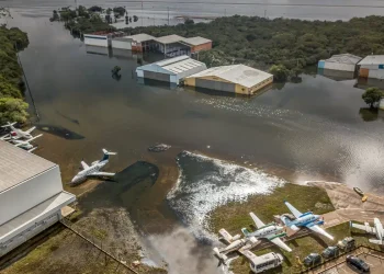 Rio Grande do Sul: aeroporto de Porto Alegre reabre em outubro