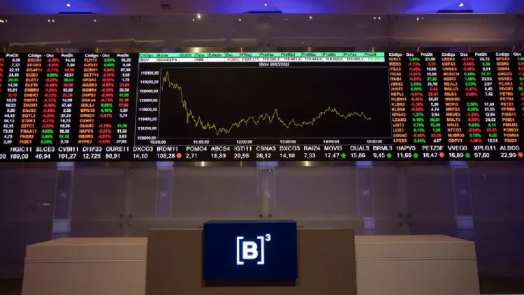 Ibovespa fecha em queda, aos 129.951 pontos Ibovespa fecha em queda, aos 129.951 pontos