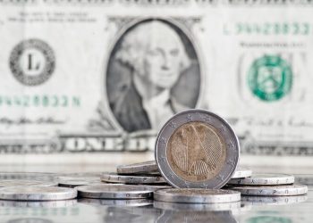 Em mais um dia de alta, dólar é cotado a R$ 5,79