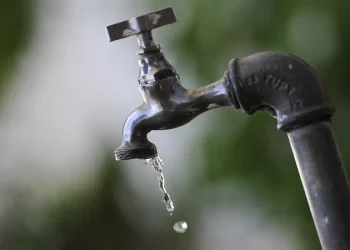 Abastecimento de água por rede geral alcançou apenas 1 em cada 3 domicílios rurais em 2023, aponta IBGE