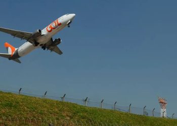 Brasil registra recorde histórico com mais de 2,1 milhões de passageiros em voos internacionais
