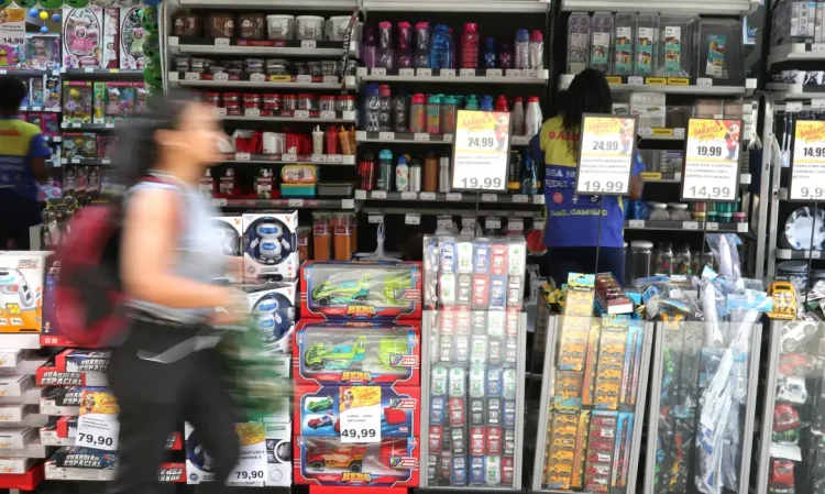 Quase oito em cada dez vagas abertas no mercado são de contratações dos pequenos negócios no mês de outubro Quase oito em cada dez vagas abertas no mercado são de contratações dos pequenos negócios no mês de outubro