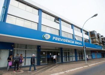 INSS: Prova de vida continua existindo, mas bloqueio de benefícios é suspenso por portaria