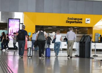 Voa Brasil: mais de 23 mil bilhetes foram vendidos para aposentados do INSS em cinco meses