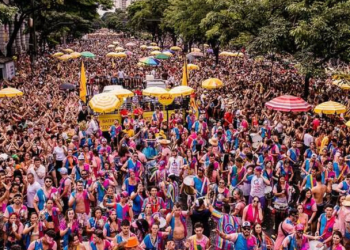 Carnaval: turismo deve ter aumento de 20% nas vendas em 2025, projetam operadoras
