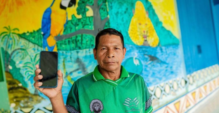 Com R$ 97 mi, leilão garante 25% de economia para levar internet móvel a 70 localidades desassistidas de telefonia e banda larga Com R$ 97 mi, leilão garante 25% de economia para levar internet móvel a 70 localidades desassistidas de telefonia e banda larga