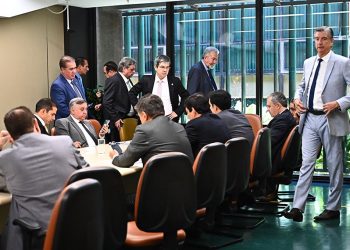 Orçamento: Bolsa Família pode ter um corte de quase R$ 8 bilhões