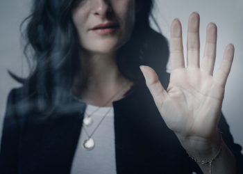 Senado aprova uso de tornozeleira eletrônica para acusados de violência doméstica