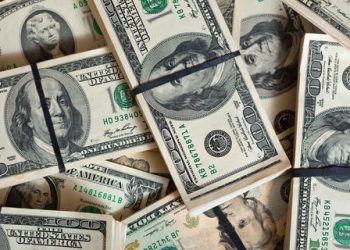 Dólar encerra último pregão a R$ 5,89, em alta de 0,67%