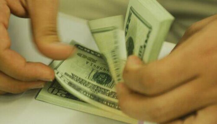 Dólar fecha com queda de 1,23% Dólar fecha com queda de 1,23%