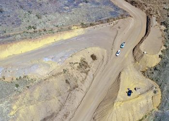 MPMG requer apreensão dos caminhões de minério da Empabra, na Serra do Curral