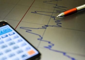 PIB menor em 2025: economia brasileira perde fôlego, aponta CNI