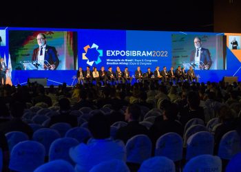 Veículos elétricos: “O Brasil não pode ser um mero exportador de matérias primas”