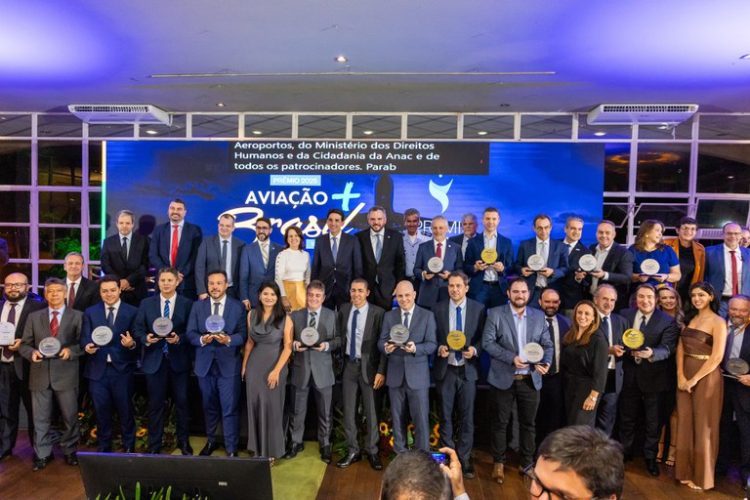 Aviação + Brasil: evento homenageia empresas aéreas e destaca evolução do setor no país