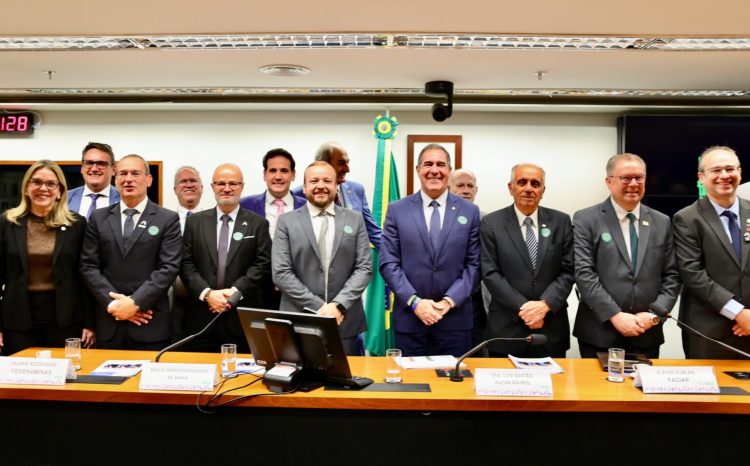 Câmara debate criação do Dia Nacional do Associativismo e destaca impacto do modelo na economia brasileira