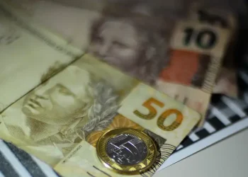 INSS: projeto acaba com desconto de mensalidades em aposentadorias e pensões