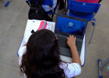 Ministério das Comunicações avança para conectar escolas públicas à internet de alta velocidade