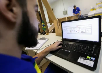 Senado aprova projeto que amplia participação de micro e pequenas empresas em licitações públicas