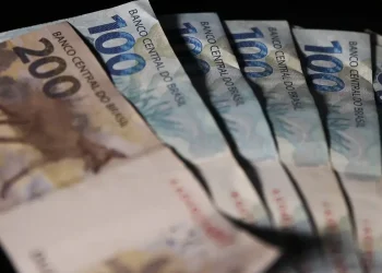 PIS/PASEP 2025: pagamento liberado para nascidos em julho e agosto