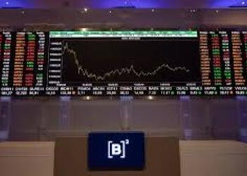 Ibovespa fecha último pregão em queda de 0,18%, a 136.866 pontos