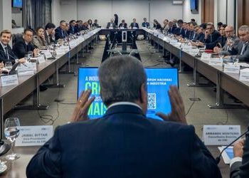 Tarifaço: Indústria organiza missão empresarial aos EUA para discutir possível aplicação das medidas tarifárias