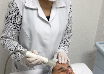 Dia do Biomédico: homenagem à profissão e seus destaques no Brasil