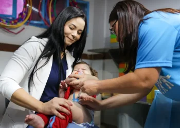 InfoGripe: casos de SRAG em crianças aumentam em alguns estados