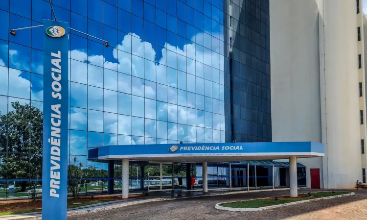 Aposentados já recuperaram R$ 1,5 bilhão em descontos indevidos do INSS