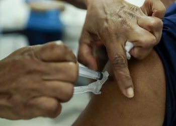InfoGripe: de casos de Covid-19 aumentam nas regiões Centro-Sul e Nordeste