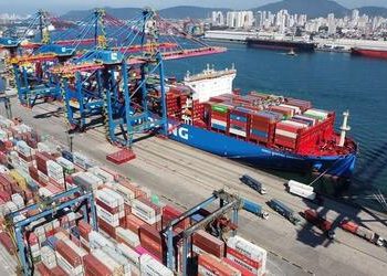 Tarifaço: “É um risco real de paralisação das operações”, alerta indústria de suco sobre implantação das tarifas dos EUA