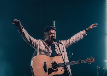 Naldinho Costa: uma voz emergente na adoração contemporânea