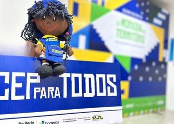 “Agora a gente existe no mapa”: programa leva CEP a todas as favelas do país