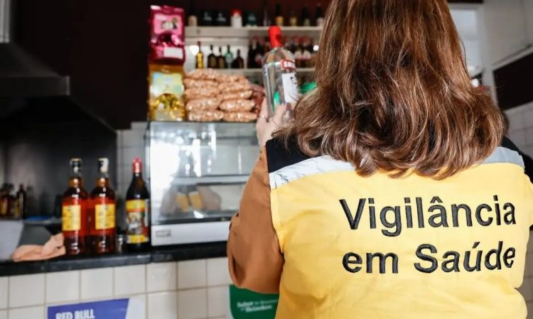 Brasil registra 24 casos confirmados de intoxicação por metanol
