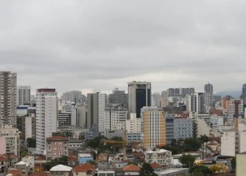 Prefeituras que não aderirem à NFS-e nacional podem perder repasses da União em 2026