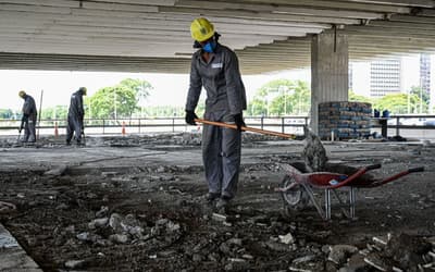 Taxa de juros continua sendo principal obstáculo para a construção civil, aponta CNI Taxa de juros continua sendo principal obstáculo para a construção civil, aponta CNI