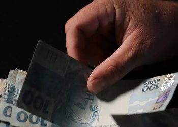 13º salário: empresas têm até 30 de novembro para pagar primeira parcela aos trabalhadores